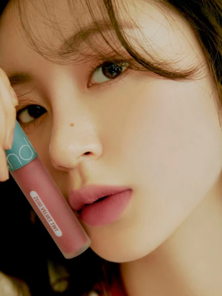 Вельветовый тинт с матовым финишем в холодном пепельно-розовом оттенке rom&nd Zero Velvet Tint 25 Nerd Pink