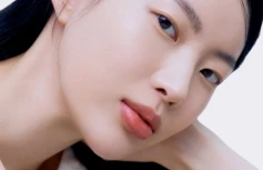 Тональный кушон с невесомым полуматовым покрытием + рефил BRAYE Effortless Cushion Thin Cover 21 Vanilla SPF50+ PA+++