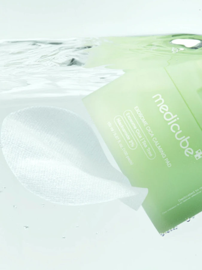 Успокаивающие тонер-диски с экстрактом центеллы и чайного дерева Medicube Exosome Cica Calming Pad
