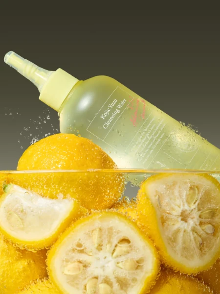 Мицеллярная вода для снятия макияжа с юдзу и коейвой кислотой AXIS-Y Kojic Yuzu Cleansing Water