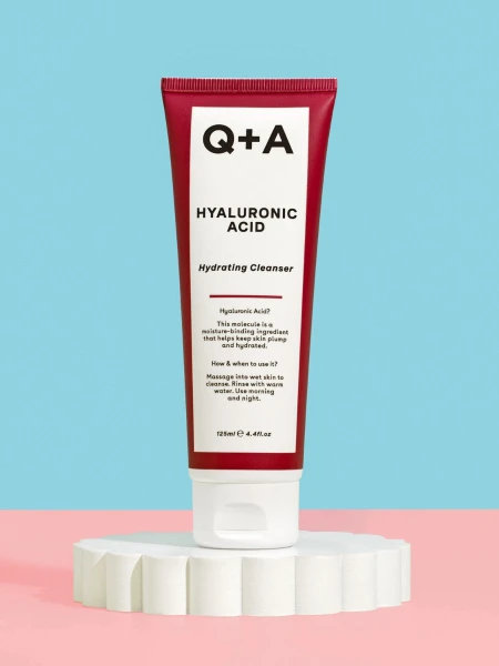 Деликатный гель для умывания с гиалуроновой кислотой Q+A Hyaluronic Acid Hydrating Cleanser Деликатный гель для умывания с гиалуроновой кислотой Q+A Hyaluronic Acid Hydrating Cleanser