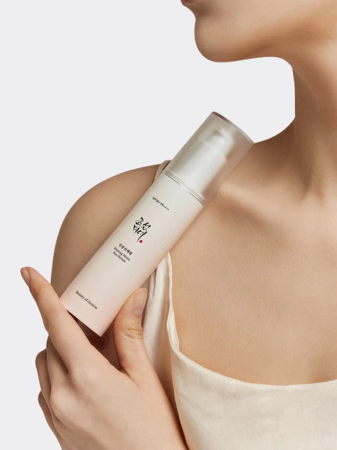 Солнцезащитный флюид с экстрактом женьшеня Beauty of Joseon Ginseng Moist Sun Serum SPF50+ PA++++