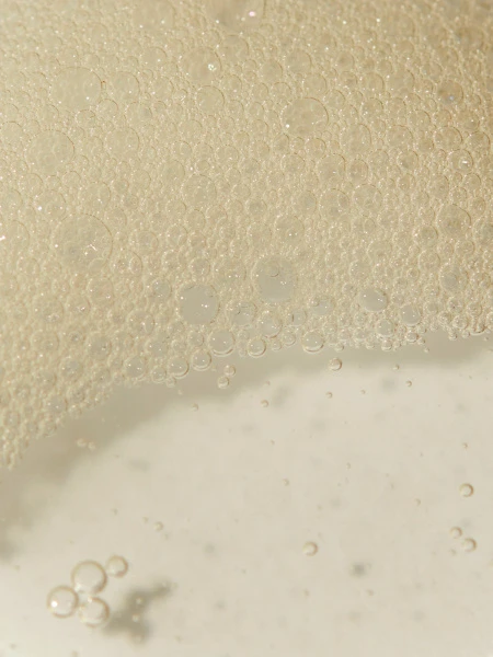 Шампунь для укрепления корней волос с розмарином AROMATICA Rosemary Scalp Scaling Shampoo