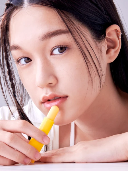 Питательный витаминный бальзам для губ TOCOBO Vitamin Nourishing Lip Balm