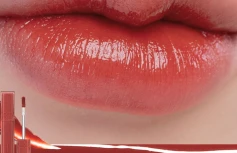 Лёгкий глянцевый тинт в оттенке чили rom&nd DEWY·FUL Water Tint 04 Chili Up