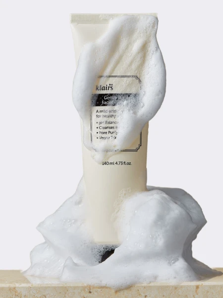 Нежная пенка с кремово-сливочной текстурой Dear, Klairs Gentle Black Facial Cleanser