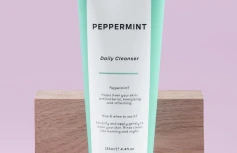 Освежающий гель для умывания с экстрактом перечной мяты Q+A Peppermint Daily Cleanser