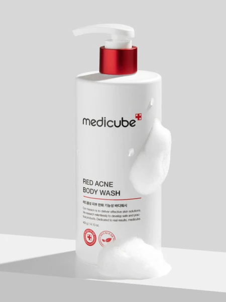 Противовоспалительный гель для душа с комплексом кислот Medicube Red Acne Body Wash 2.0 Противовоспалительный гель для душа с комплексом кислот Medicube Red Acne Body Wash 2.0