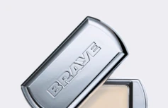 Смягчающий бальзам-слайдер для губ BRAYE Lipsleek 10 Clearness