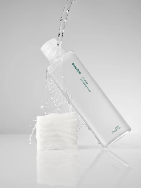 Успокаивающий тонер с экстрактом центеллы и кислотами dewdap Cicatea Softening Toner