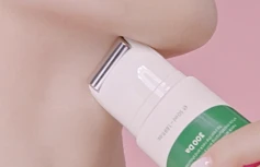 Разглаживающий крем-роллер с ретиналем для шеи CKD Retino Collagen Small Molecule 300 Guasha Neck Cream