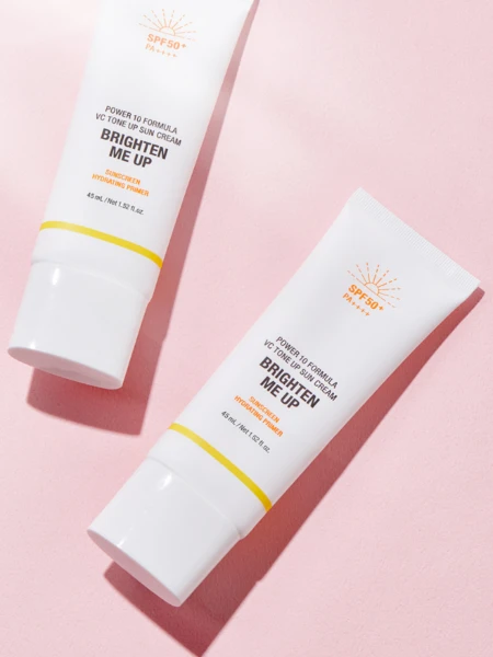 Солнцезащитный крем с эффектом выравнивания тона кожи It's Skin Power 10 Formula VC Tone up Cream SPF50+PA++++ Солнцезащитный крем с эффектом выравнивания тона кожи It's Skin Power 10 Formula VC Tone up Cream SPF50+PA++++