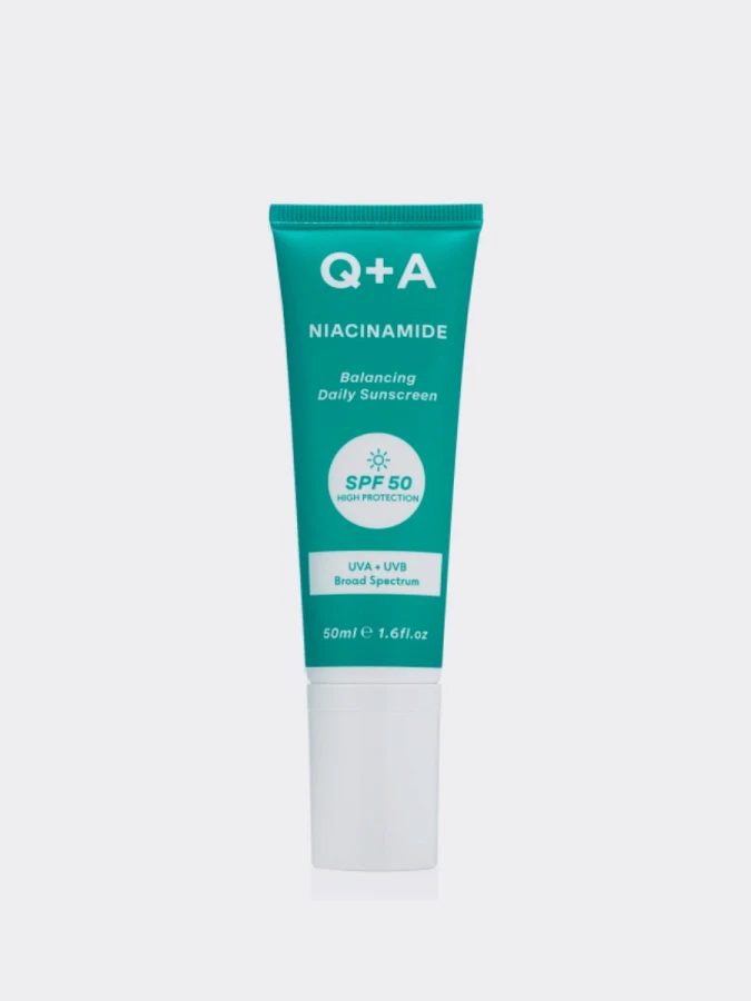 Солнцезащитный крем для лица с ниацинамидом Q+A Niacinamide Balancing Daily Sunscreen SPF50