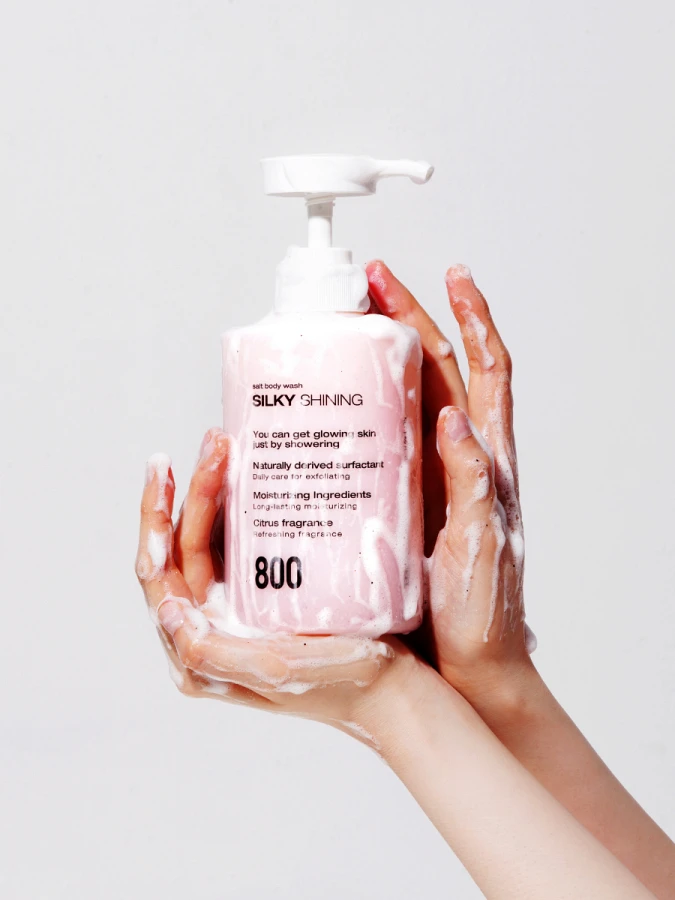 Смягчающий скраб-гель для душа с морской солью MEDI-PEEL Silky Shining Salt Body Wash