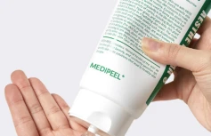 Успокаивающая пенка для умывания с экстрактом центеллы и коллагеном MEDI-PEEL Green Cica-Nol B5 Collagen Clear 2.0