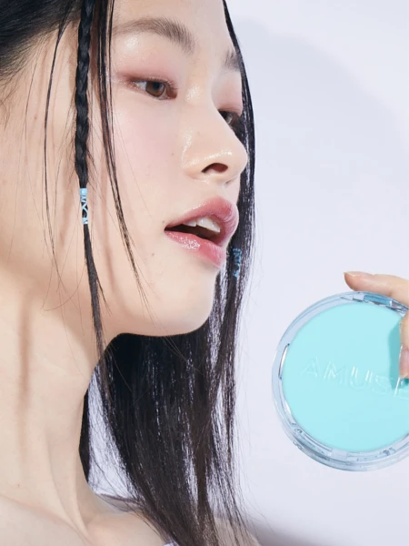 Тональное средство с матовым финишем AMUSE Meta Fixing Vegan Cushion SPF 45 PA++ 1.5 Natural