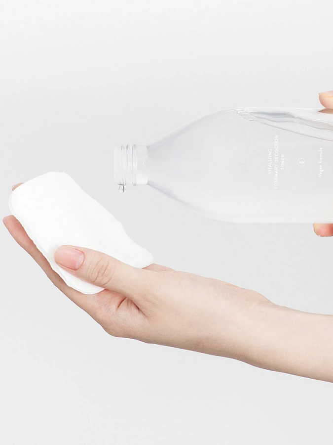 Освежающий тонер с розмарином AROMATICA Vitalizing Rosemary Decoction Toner