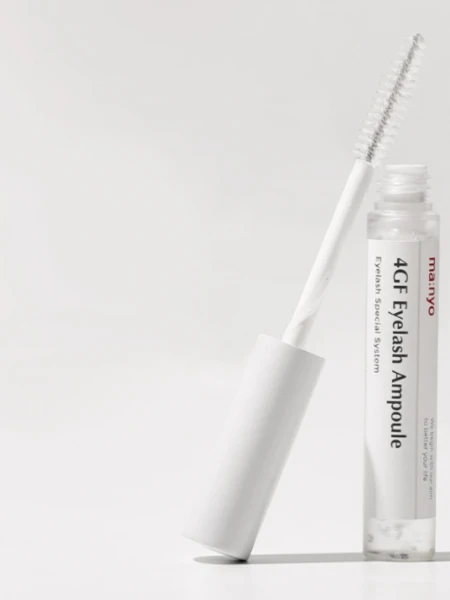 Укрепляющая сыворотка с комплексом ферментов для роста ресниц Ma:nyo Factory 4GF Eyelash Ampoule