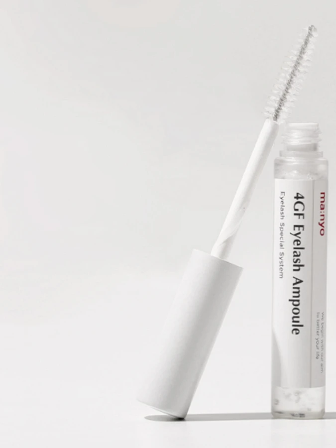 Укрепляющая сыворотка с комплексом ферментов для роста ресниц Ma:nyo Factory 4GF Eyelash Ampoule