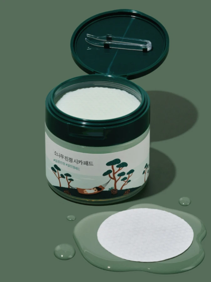 Противовоспалительные тонер-диски для лица с экстрактом сосны и центеллы Round Lab Pine Calming Cica Pad