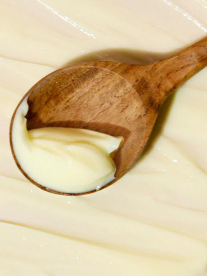 Восстанавливающий крем с экстрактом шиповника Ma:nyo Factory Rosehip Repair Cream