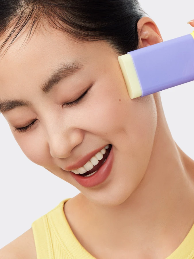 Разглаживающий солнцезащитный стик с бакучиолом By Wishtrend Pore Smoothing Bakuchiol Sun Stick SPF50+ PA++++