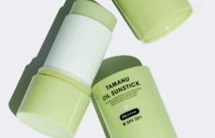 Солнцезащитный стик с маслом таману La’dor Tamanu Oil Sunstick SPF 50+ PA++++