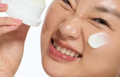 Барьерный капсульный крем с ПДРН и керамидами By Wishtrend Green Tea&Ceramide Barrier Cream