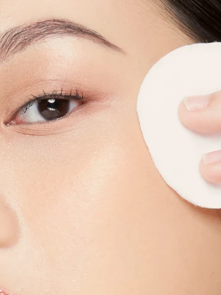Осветляющий тонер для сияния кожи с комплексом витаминов NARD Vita Bomb Brightening Toner