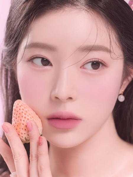 Палетка теней для век Dasique Shadow Palette #18 Berry Smoothie