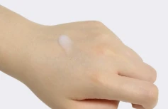Успокаивающий кремовый тонер с экстрактом центеллы и пептидами Dermashare First Cica Peptide Soothing Cream Toner