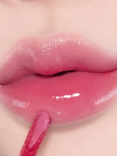 Сияющий бальзам-тинт для губ ALTERNATIVE STEREO Lip Potion Balmy Rose No.10 Lilac Rose Сияющий бальзам-тинт для губ ALTERNATIVE STEREO Lip Potion Balmy Rose No.10 Lilac Rose