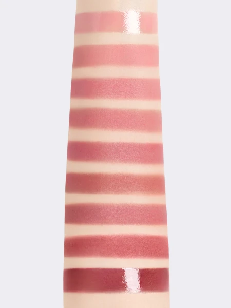 Универсальная кремовая палетка для губ и щёк Dasique Lip & Cheek Palette #04 Rose Coloring