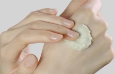 Очищающая крем-пенка для умывания с яблочным уксусом Ariul Apple Cider Whipping Cream Cleanser
