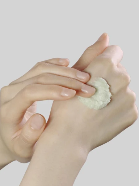 Очищающая крем-пенка для умывания с яблочным уксусом Ariul Apple Cider Whipping Cream Cleanser 