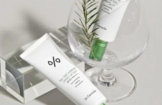 Солнцезащитный крем с чайным деревом Dr.Ceuracle Tea Tree Purifine Green Up Sun SPF50+ PA++++
