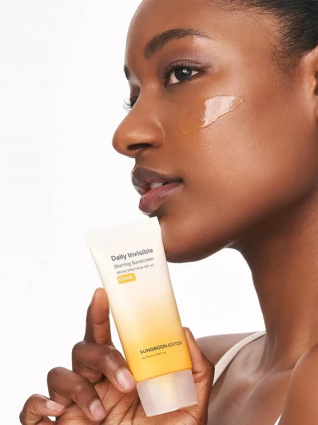 Солнцезащитный крем с глутатионом Sungboon Editor Daily Invisible Blurring Sunscreen SPF40+ PA+++