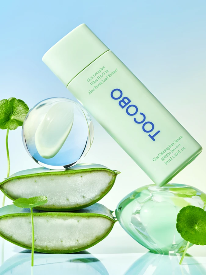Солнцезащитный лосьон для лица с экстрактом центеллы TOCOBO Cica Calming Sun Serum SPF50+ PA++++