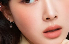 Румяна в коралловом оттенке TFIT Fluffy Velvet Cushion Blush O01 Coral Orange