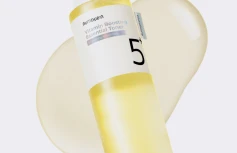 Антиоксидантный тонер для лица с комплексом витаминов Numbuzin No.5 Vitamin  Boosting Essential Toner