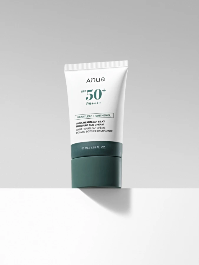Солнцезащитный крем с экстрактом хауттюйнии ANUA Heartleaf Silky Moisture Sun Cream SPF50+ PA++++
