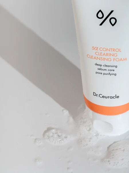 Успокаивающая пенка для умывания для проблемной кожи Dr.Ceuracle  5α Control Clearing Cleansing Foam