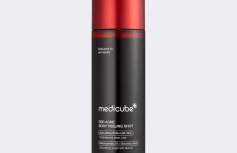 Смываемый спрей-пилинг для тела с комплексом кислот Medicube Red Acne Body Peeling Shot