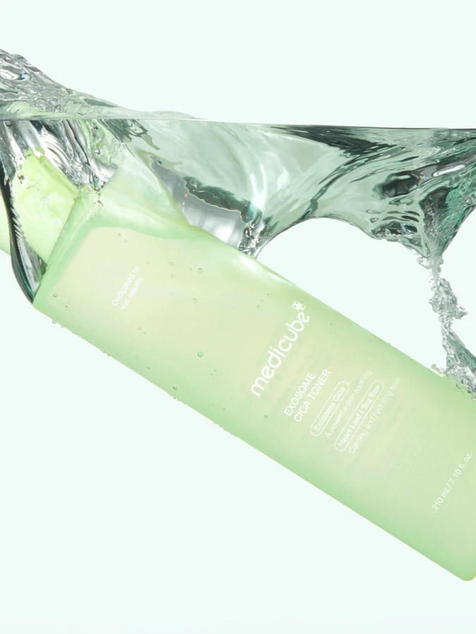 Успокаивающий тонер с экстрактом центеллы и чайного дерева Medicube Exosome Cica Toner