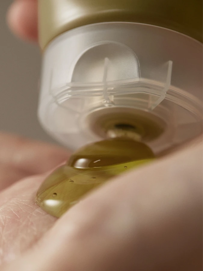 МИНИ Мягкий успокаивающий гель для умывания с экстрактом полыни I'm From Mugwort Gel Cleanser