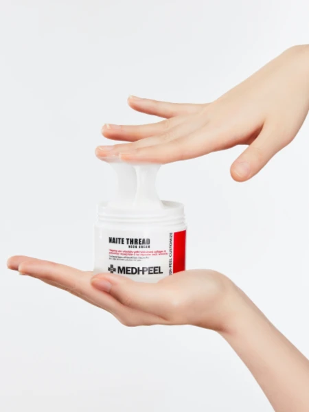 Моделирующий крем для шеи и зоны декольте MEDI-PEEL Naite Thread Neck Cream