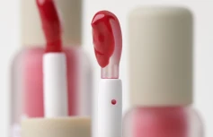Глянцевый тинт-плампер для губ UNLEASHIA Sisua Popcorn Syrup Lip Plumper No. 1 Strawberry Cream