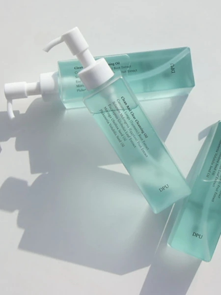 Очищающее гидрофильное масло с растительными экстрактами DPU Clean And Clear Cleansing Oil Очищающее гидрофильное масло с растительными экстрактами DPU Clean And Clear Cleansing Oil