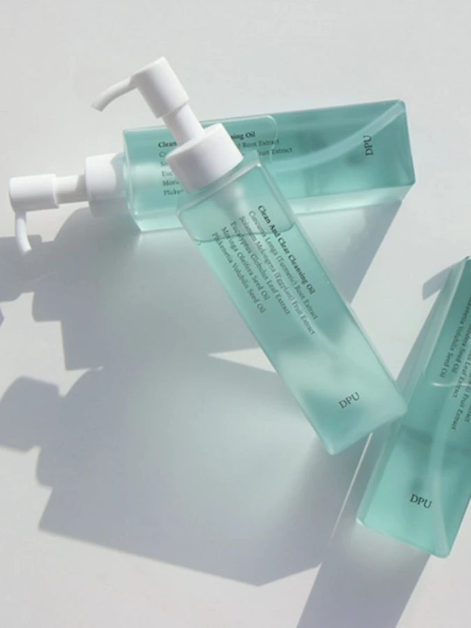 Очищающее гидрофильное масло с растительными экстрактами DPU Clean And Clear Cleansing Oil
