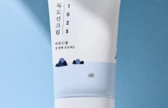 Освежающий солнцезащитный крем с морской водой Round Lab 1025 Dokdo Sunscreen SPF50+ PA++++